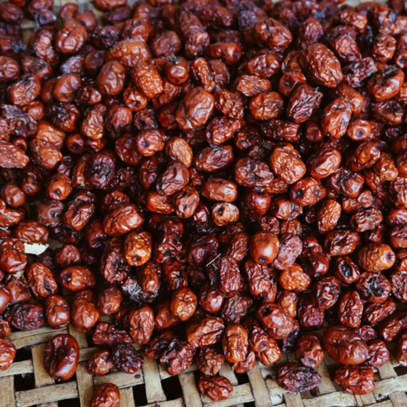 Aseel Dadlar urkärnade EKO 1kg