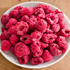 Hallon Frystorkade Hela EKO 50g